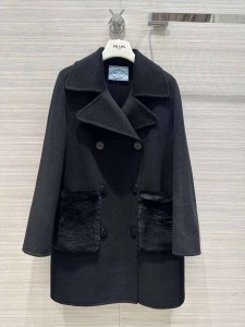ЖЕНСКОЕ ПАЛЬТО PRADA ЧЕРНОЕ ЖЕНСКОЕ ПАЛЬТО PRADA ЧЕРНОЕ