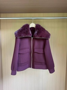 ЖЕНСКИЙ КАШЕМИРОВЫЙ БОМБЕР С МЕХОМ LORO PIANA ФИОЛЕТОВЫЙ ЖЕНСКИЙ КАШЕМИРОВЫЙ БОМБЕР С МЕХОМ LORO PIANA ФИОЛЕТОВЫЙ