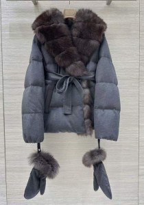 ЖЕНСКИЙ ПУХОВИК LORO PIANA СЕРЫЙ С ОТДЕЛКОЙ ИЗ МЕХА ЖЕНСКИЙ ПУХОВИК LORO PIANA СЕРЫЙ С ОТДЕЛКОЙ ИЗ МЕХА