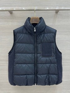 ЖЕНСКАЯ ЖИЛЕТКА BRUNELLO CUCINELLI ЧЕРНАЯ ЖЕНСКАЯ ЖИЛЕТКА BRUNELLO CUCINELLI ЧЕРНАЯ