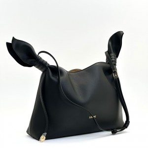 ЖЕНСКАЯ КОЖАНАЯ ЧЕРНАЯ СУМКА lOEWE 34 СМ ЖЕНСКАЯ КОЖАНАЯ ЧЕРНАЯ СУМКА lOEWE 34 СМ