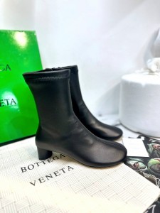 ЖЕНСКИЕ КОЖАНЫЕ БОТИЛЬОНЫ BOTTEGA VENETA ЧЕРНЫЕ ЖЕНСКИЕ КОЖАНЫЕ БОТИЛЬОНЫ BOTTEGA VENETA ЧЕРНЫЕ